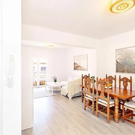 Loft Cruz アパート